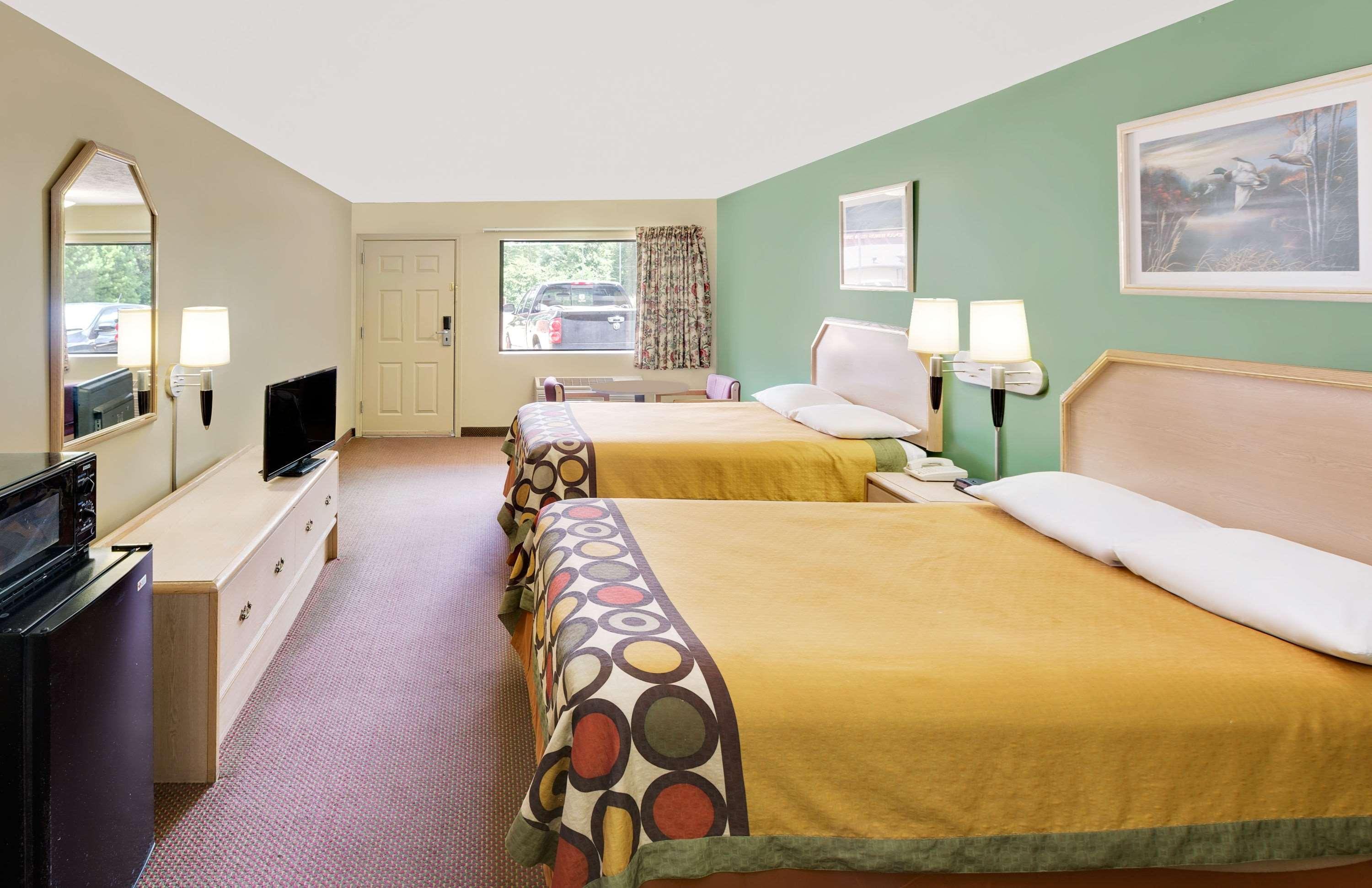 Super 8 by Wyndham Kosciusko Motel Eksteriør billede
